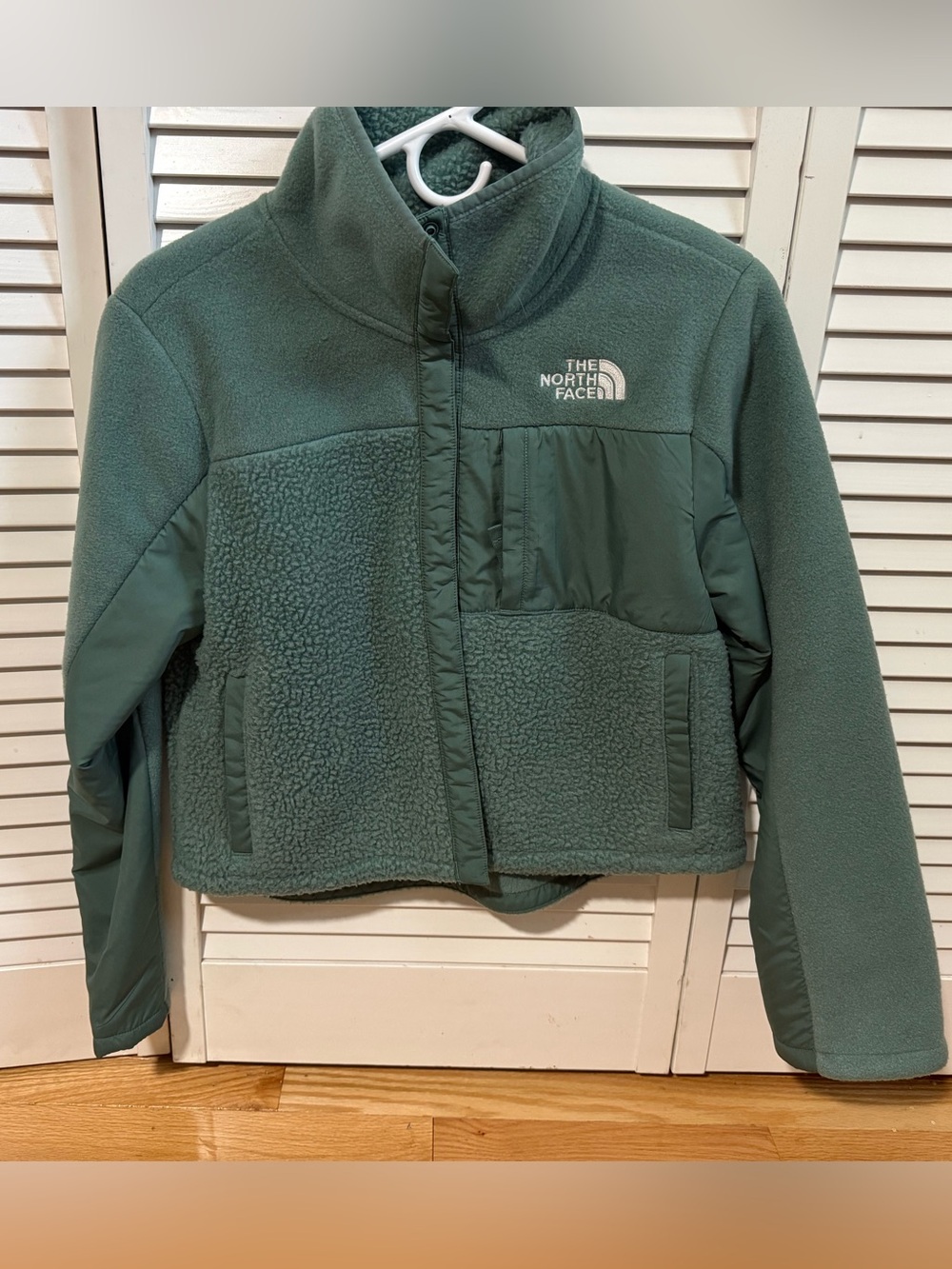 Girls Northface jacket NWOT